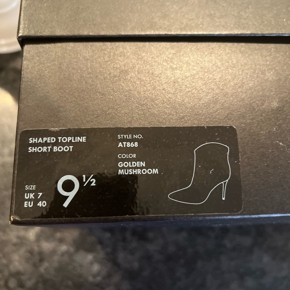 J. Crew Golden Mushroom Suede Shaped Topline Short Boot (NIB) - Picture 13 of 14